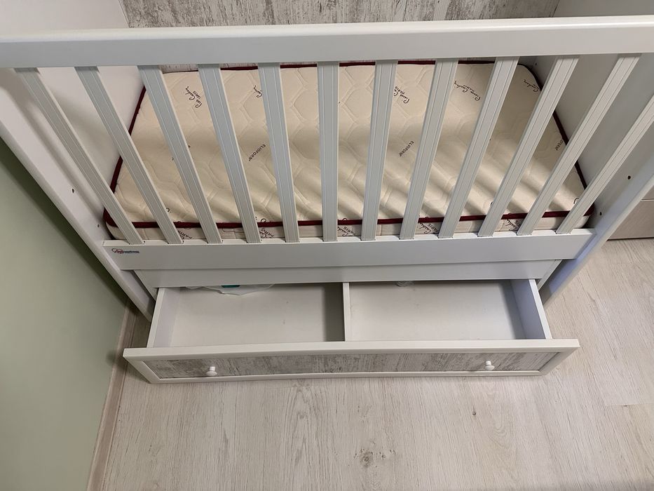 Детско креватче с матрак