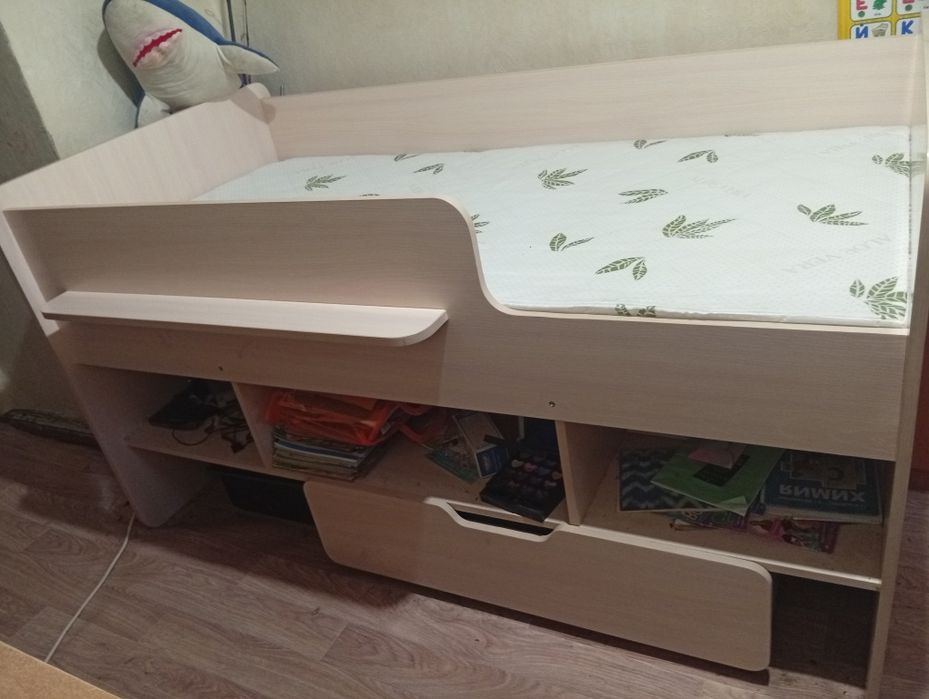 Продам кровать  детская