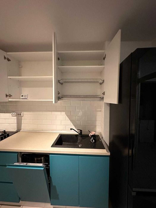 Mobila de bucatarie cu electrocasnice incorporabile