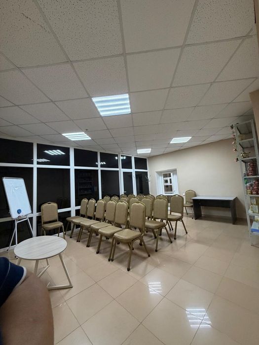 Офис на пл. М.Маметова