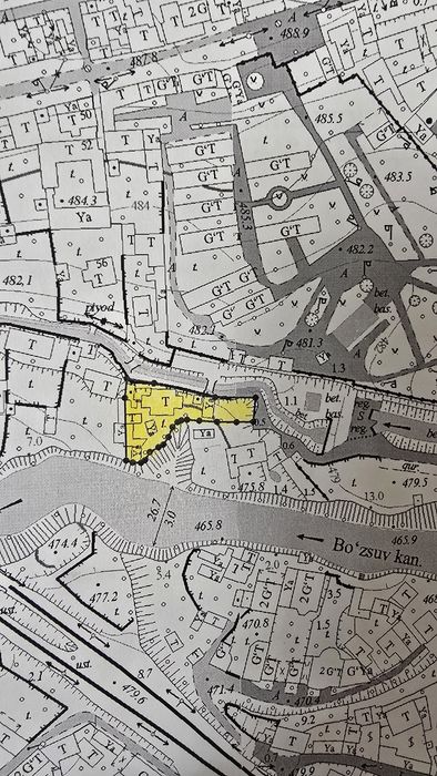 Продаётся дом 10.3 сотки возле реки Бозсув,в городе