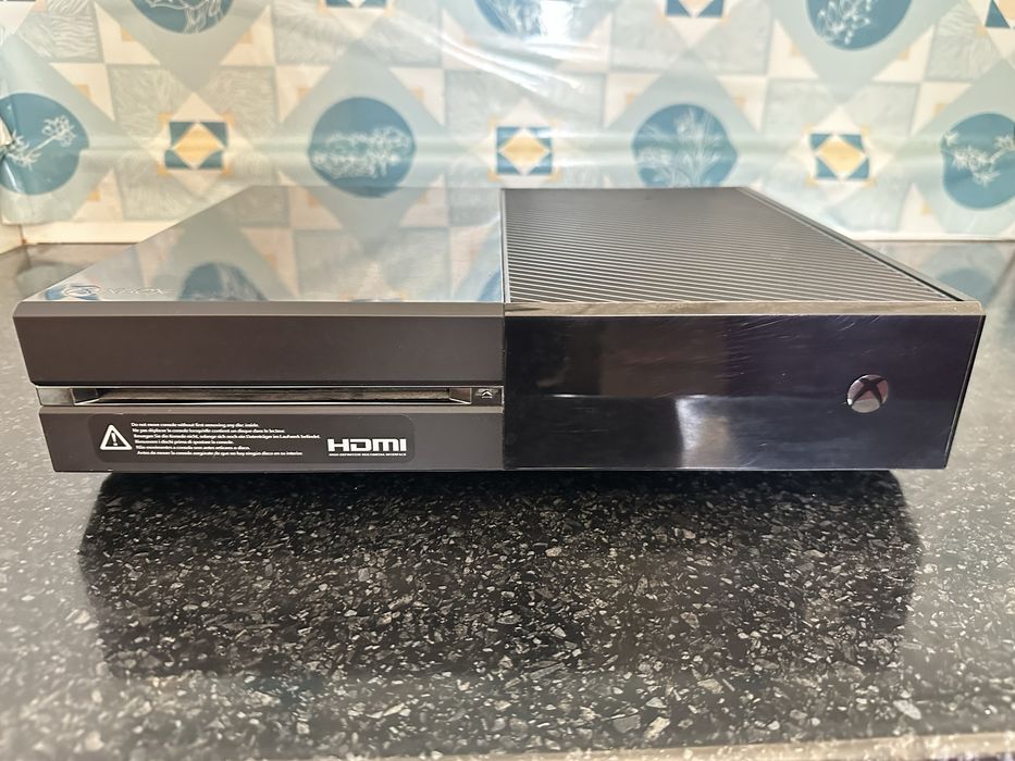 XBOX ONE с играми и Подпиской Game pass Ultimate