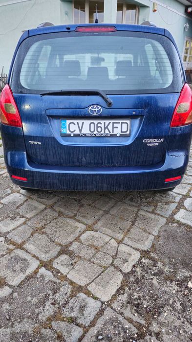 TOYOTA Corolla Verso 2003 — imagine 5