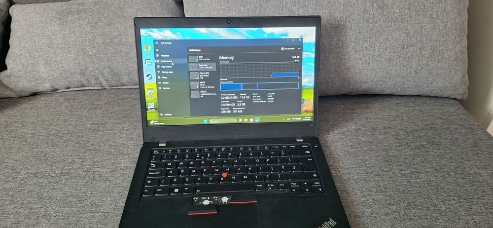 Vând Laptop Lenovo L14 i5-1135G7 256Gb 16gb