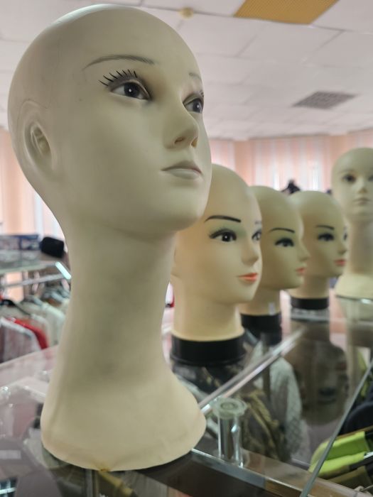 Манекен головы из плотного силикона