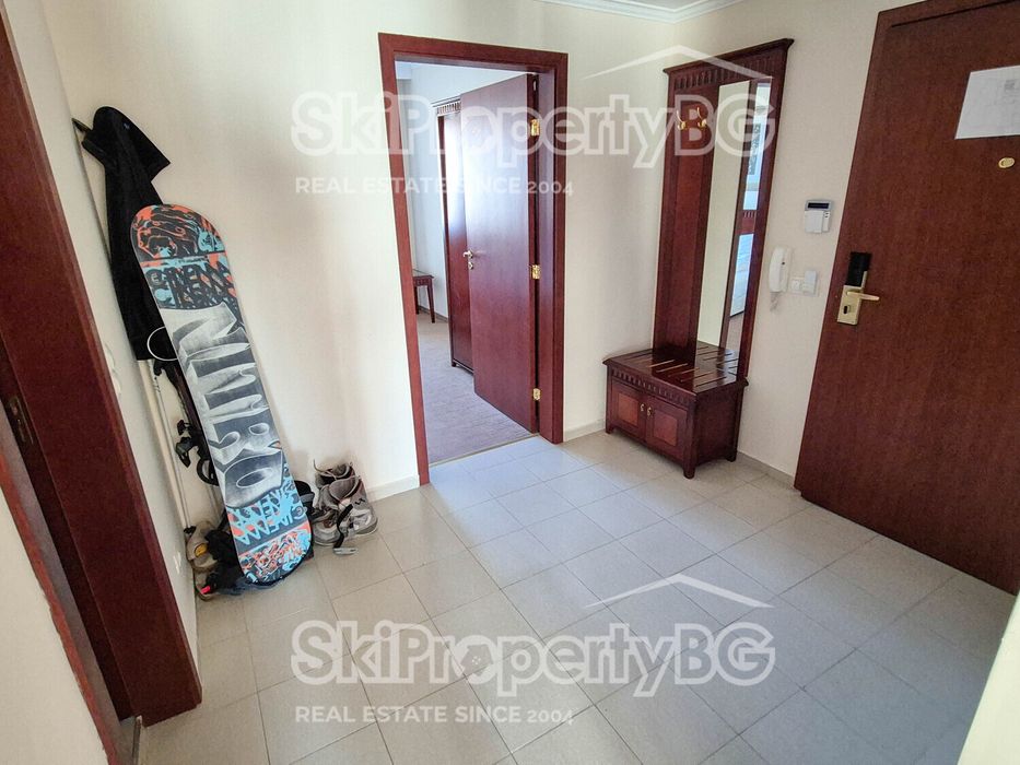 Двустаен апартамент с ТОП локация и невероятна гледка!