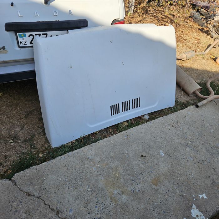 Капот на ниву 21213-4