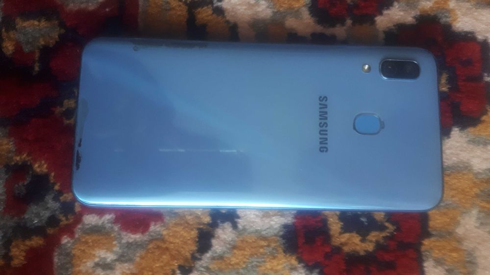Продам Samsung a30