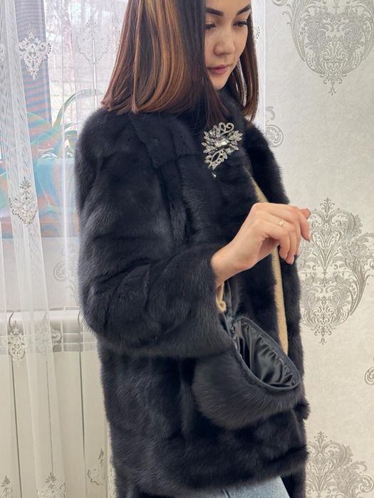 Норковая шуба  .