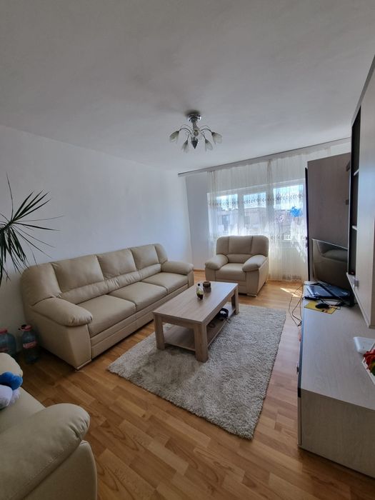 Vanzare apartament 2 camere utilat mobilat str Revoluției