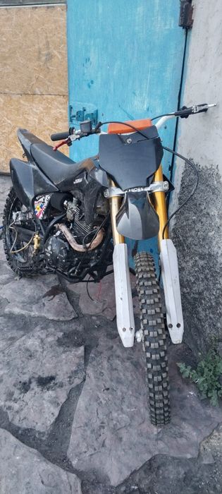 эндуро 250 кубов