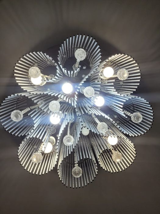 Люстра в гостинную