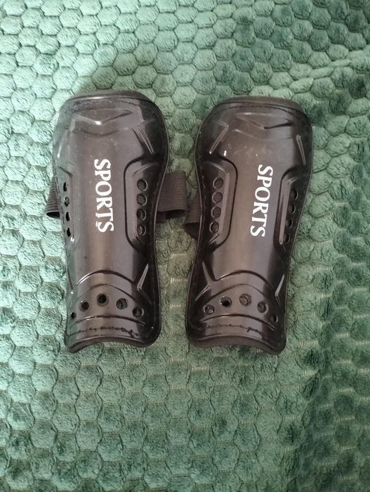 Щитки для футбола