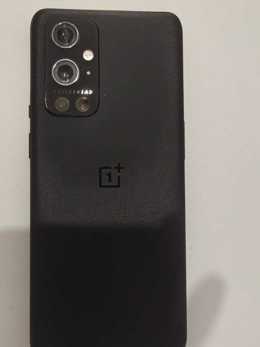 One plus 9 pro 12/256