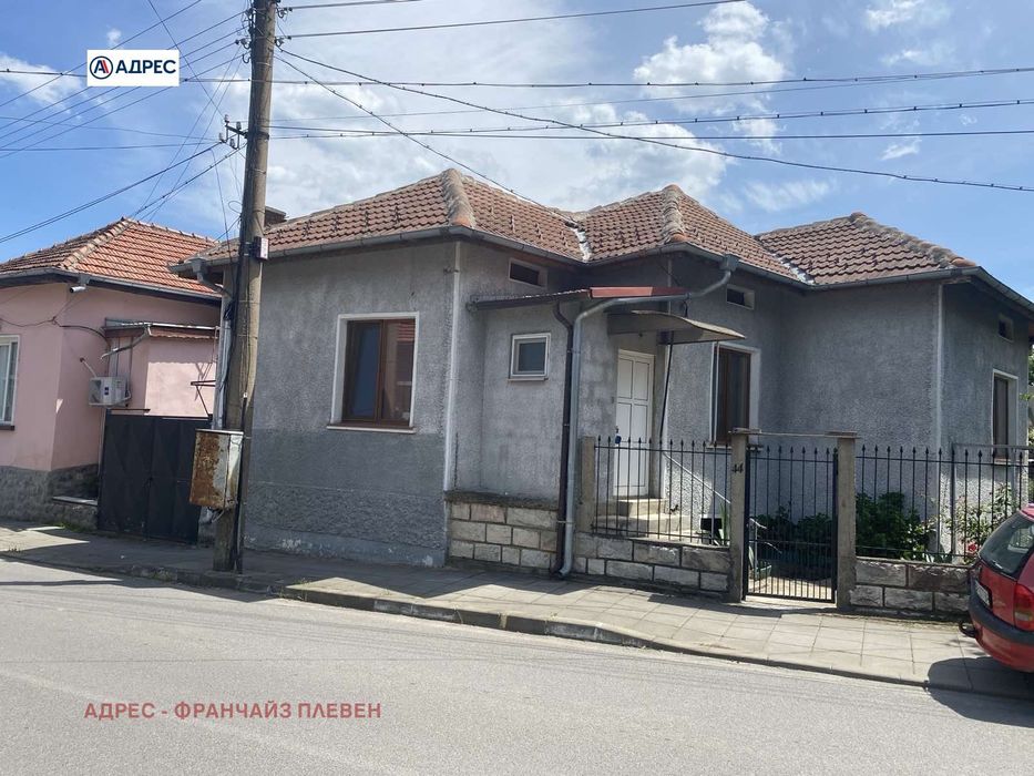 Къща в Монтана, област-гр.Берковица площ 150 цена 90000