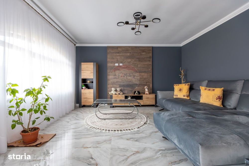 Casă / Vilă nouă, 5 camere, design luxos, teren 1000 mp