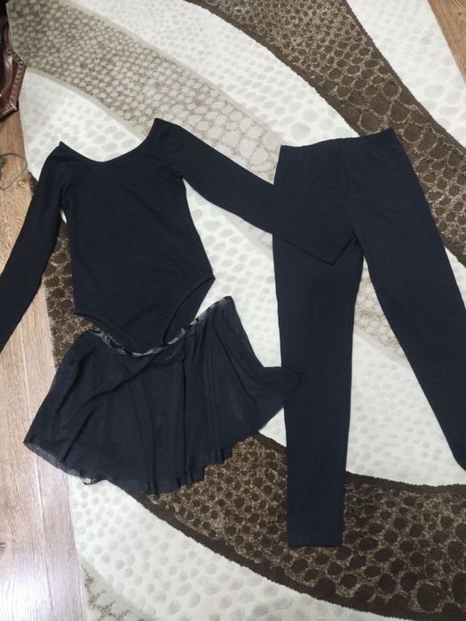 Продам ласины,  велосипедки,  чешки для гимнастики.