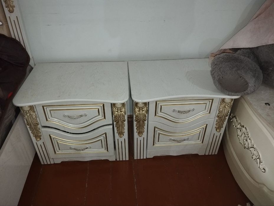 Спальный гарнитур