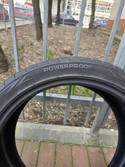 3 Anvelope Nokian Powerproof 225 40 R18