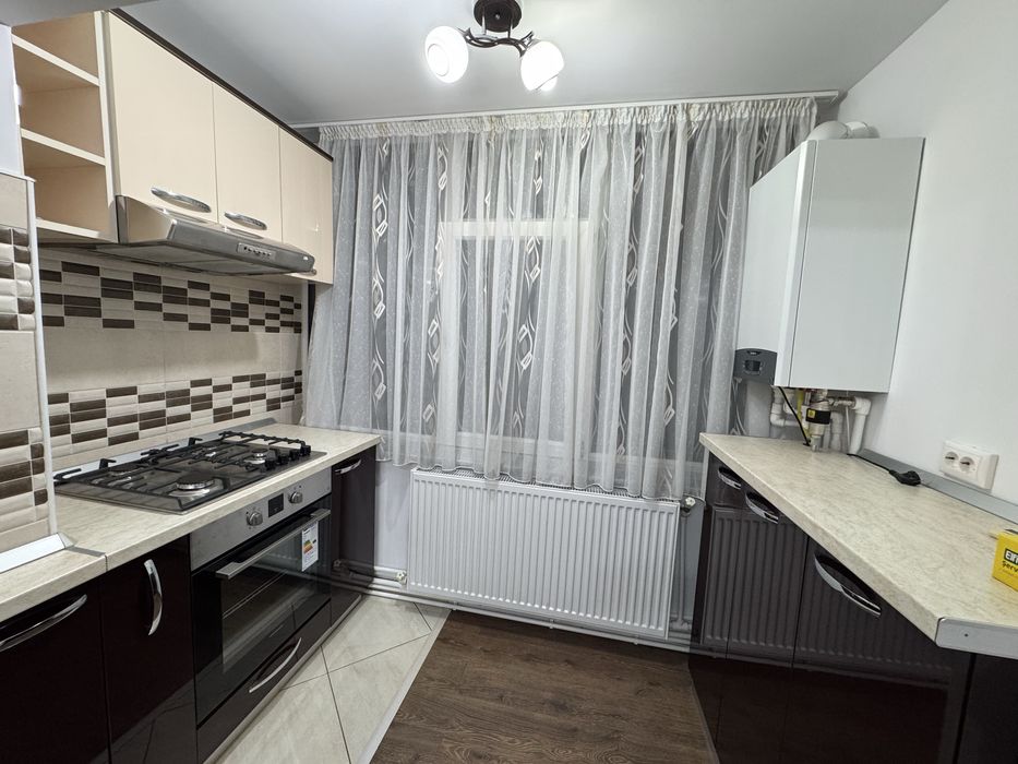 Apartament 3 camere decomandat