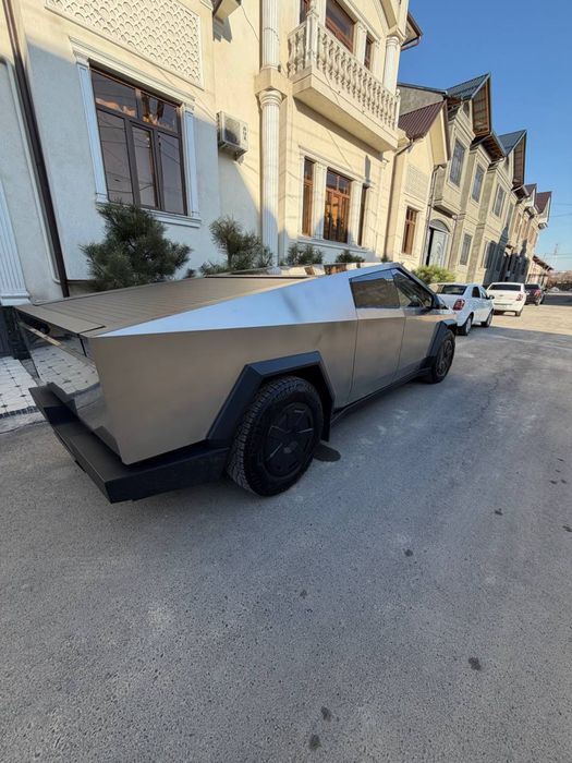 Tesla Cybertruck Cyberbeast 2024 Foundation Series