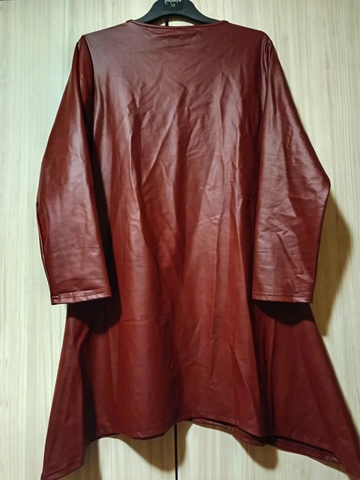 Туника от еко кожа нова Хл размер