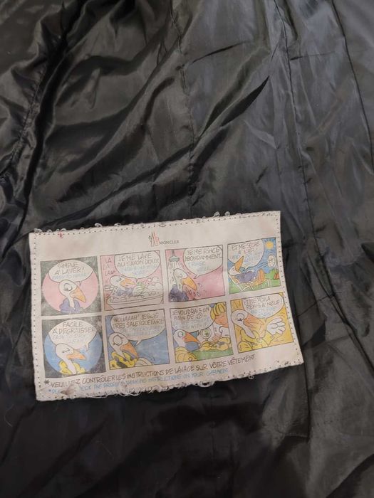Geacă matlasată neagră Moncler cu glugă detașabilă, mărimea 3