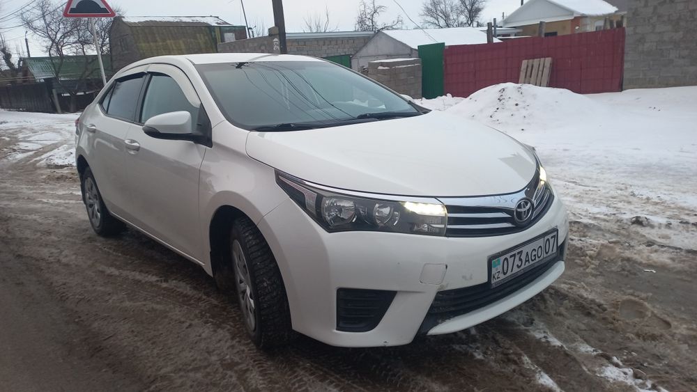 тойота королла 2014г