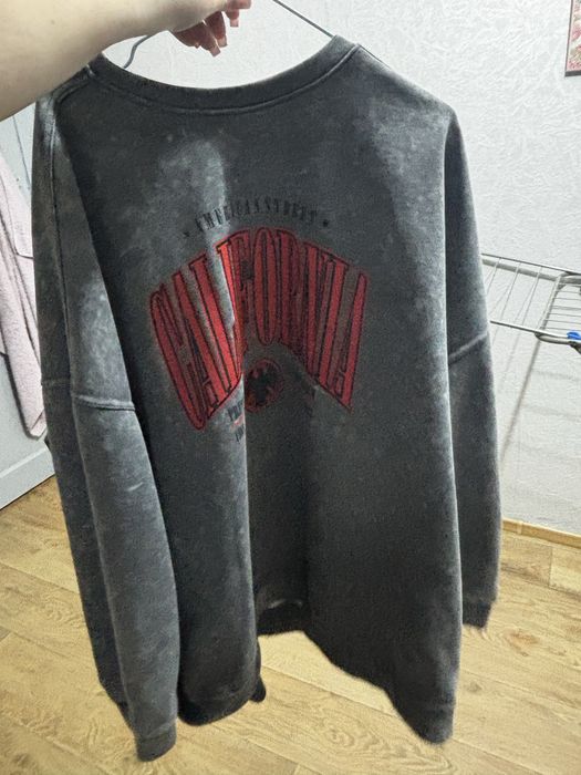 Продам стильную кофту