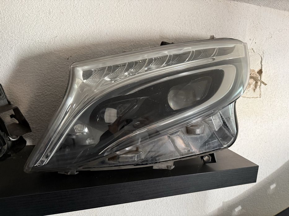 Ляв фар V-class, Mercedes W447