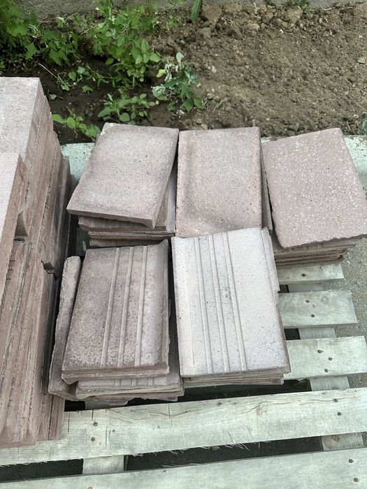 Брусчатка и лестничные ступени