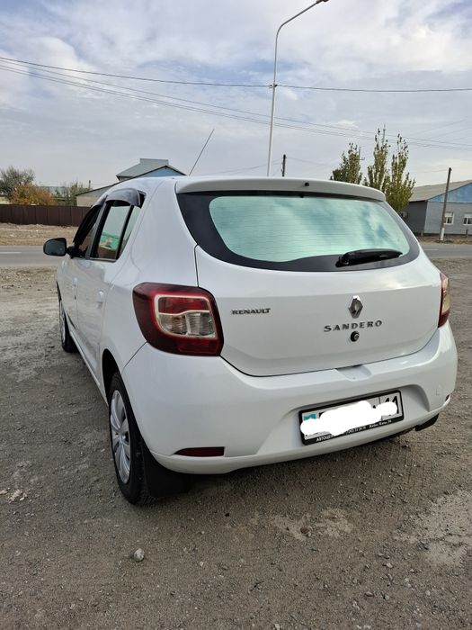 Renault Sandero 2015, Рено Сандеро
