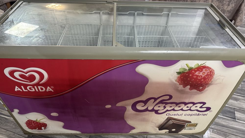 Ladă frigorifică înghețată funcțională, capace sticlă