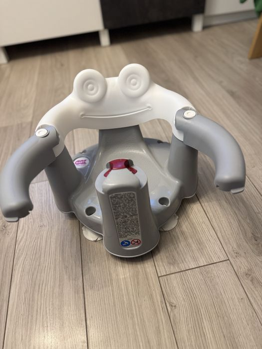 Scaun bebe pentru baie