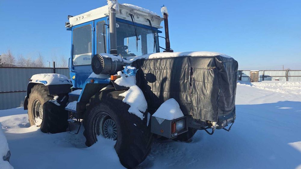 Трактор ХТЗ 17221