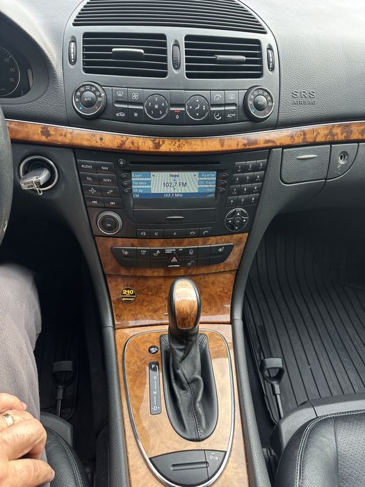 Mercedes E240i/2005/Tiptronic/Clima/Navi/Piele-1.990€