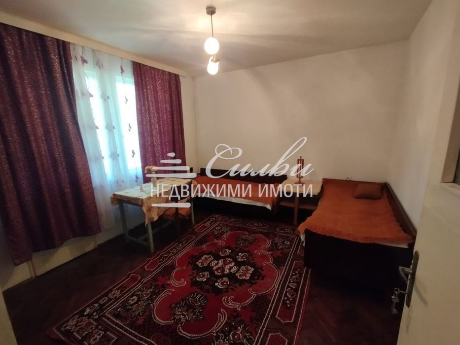 Дава се под наем Четиристаен апартамент в Шумен, Център - 108 кв.м за 306 € - Снимка #5