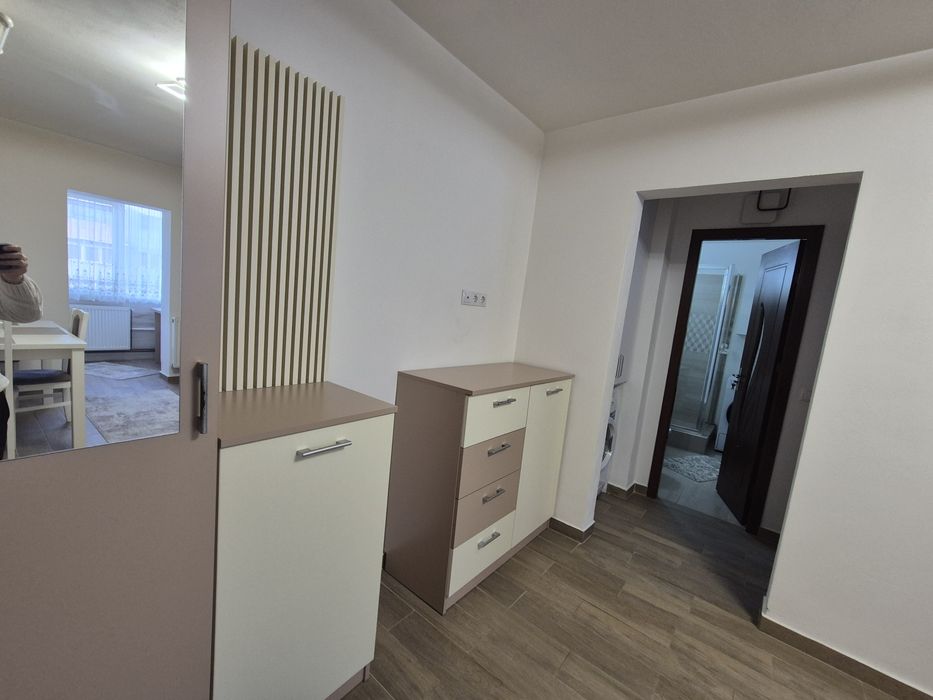 Apartament de închiriat
