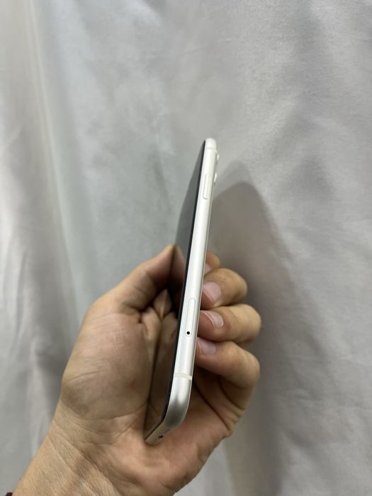 IPhone 11 128GB          .