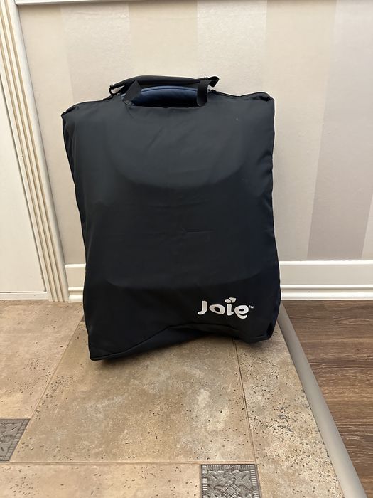 Прогулочная коляска Joie tourist