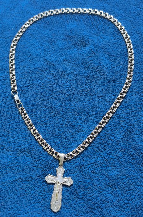 Серебренная цепь с Крестом