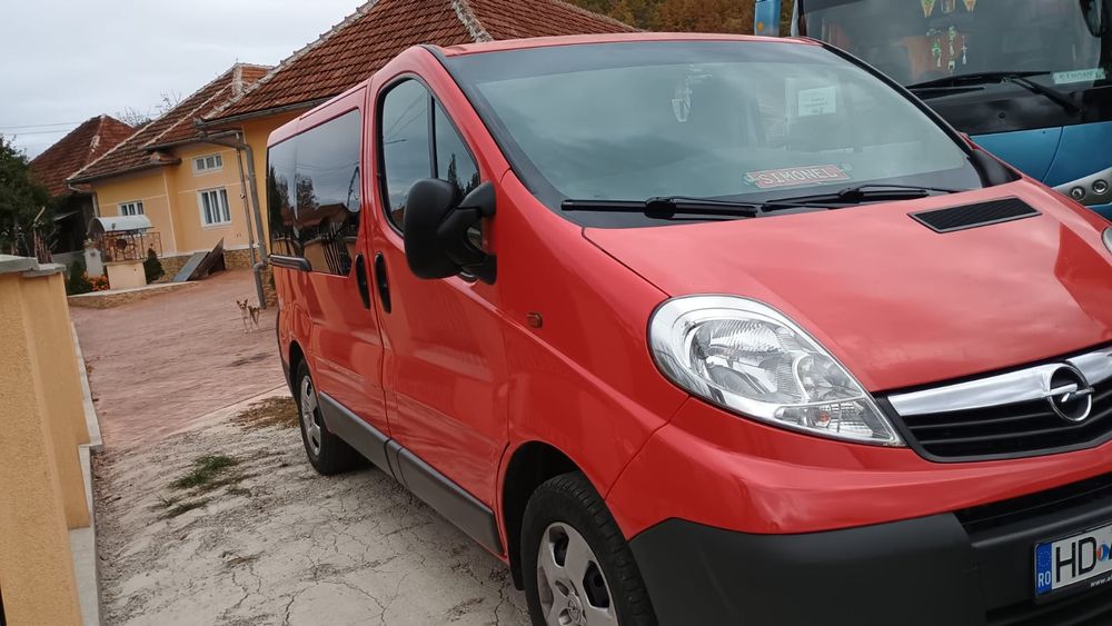 OPEL Vivaro 2011 — imagine 3