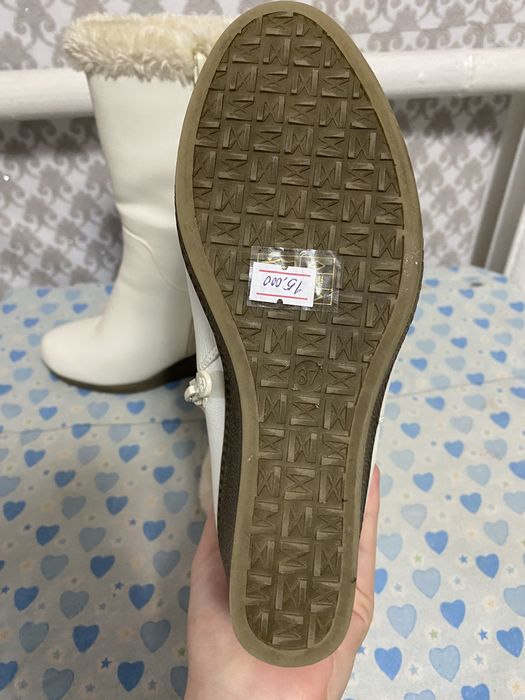 Продам обувь новую