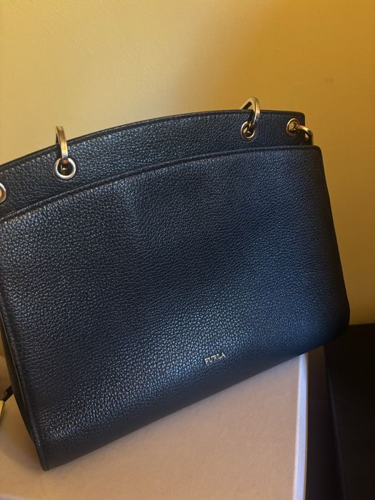 Poseta Furla crossbody din piele
