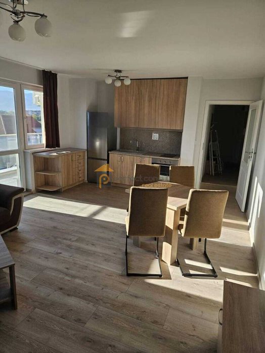 Дава се под наем Двустаен апартамент в Пловдив, Остромила - 79 кв.м за 375 € - Снимка #2