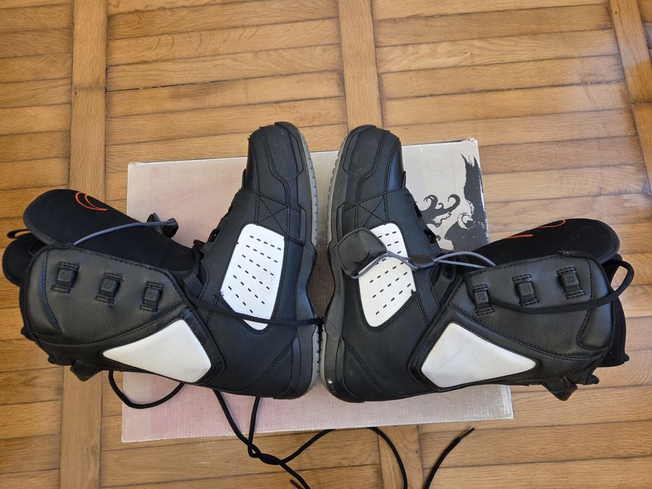 Boots ghete snowboard Deeluxe Rodeo mar 42 aproape noi