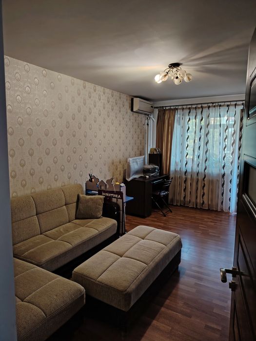 Vând apartament 2 camere Drumul Taberei