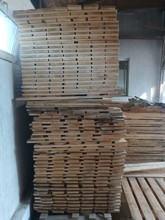 Продам доски метровый сена договорная