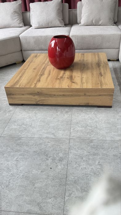 Столики.Дешево .продаются журналные столики