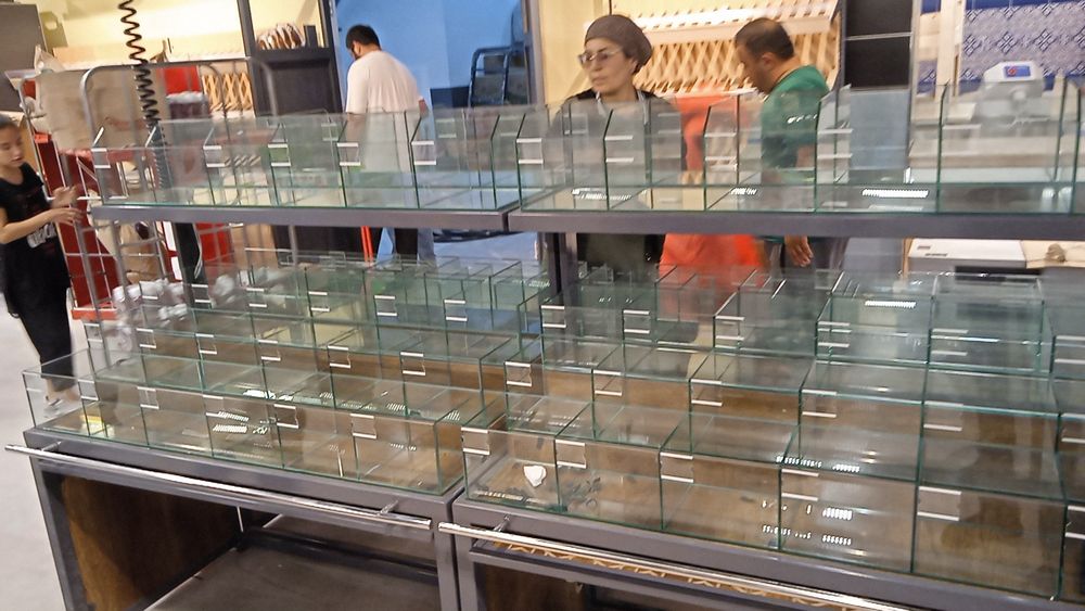 Ойнали витриналар, oynali vitrinalar